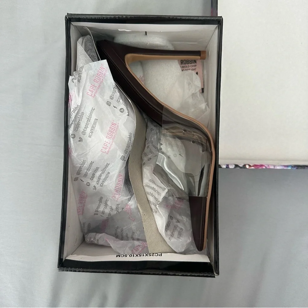 CAPE ROBBIN MELROSE POINTED TOE HEEL